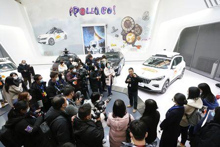 中外记者参观百度Apollo park 体验自动驾驶出行服务