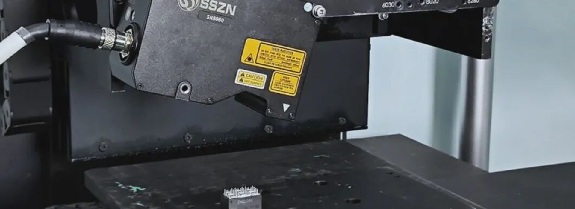 Measuring the Coplanarity of PIN Pins with a Profilometer